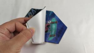 فيلم ثلاثي الأبعاد مع طباعة شعار مخصص - جودة عالية، متين، قابل للغسل، نقل حراري بألوان هولوغرافية مرنة - Product Image 2