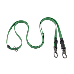 Laisse multifonctionnelle en PVC pour chien <span class=keywords><strong>de</strong></span> compagnie, crochets à pression robustes, décoration <span class=keywords><strong>de</strong></span> rivet <span class=keywords><strong>de</strong></span> grande taille pour petits et moyens chiens, vente en gros - Product Image 1