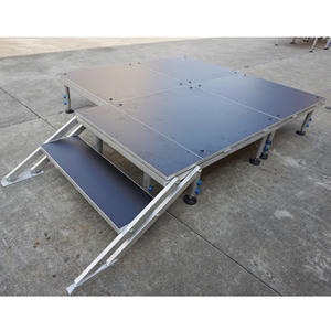 Escenario Portátil Ligero de Aluminio de 1m x 1m para Eventos y Espectáculos, Certificado CE, Superficie Antideslizante, Fácil Montaje - Product Image 2