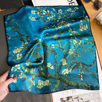 Syal persegi kecil sutra Murni 100% cetak bunga desain baru untuk wanita Muslim syal sutra asli rambut 53*53cm bandana syal