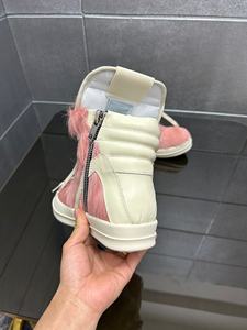 Bottes courtes en cuir véritable de haute qualité pour hommes et femmes, conçues par des designers, sur mesure pour les chaussures de marche décontractées - Product Image 2