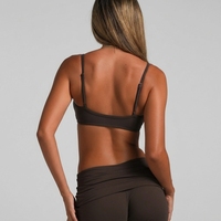 2026 Haut de yoga effet deux pièces à col licou, bretelles réglables, dos haut, très extensible, anti-humidité, pour la gym et le Pilates tendance