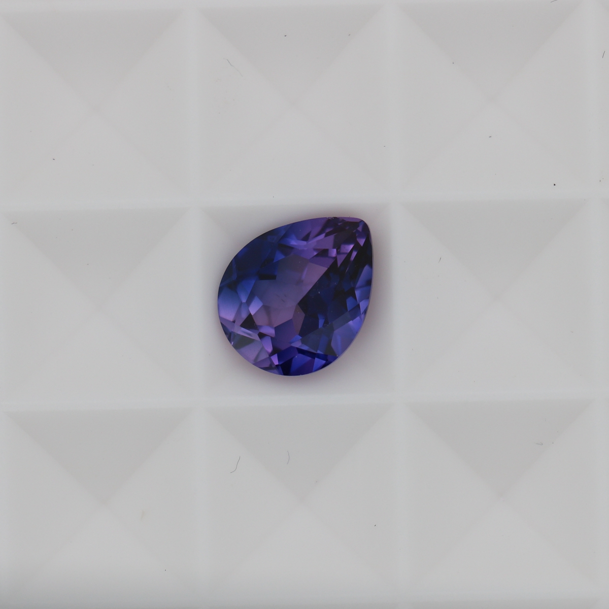 สีม่วงปานกลาง