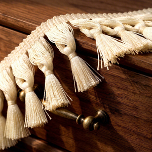 Ribete decorativo de algodón blanco con flecos de borlas, hecho a mano, con borde de hilo de alpaca y diseño de cebolla, para cortinas, cojines, prendas de vestir y tapicería. - Product Image 1