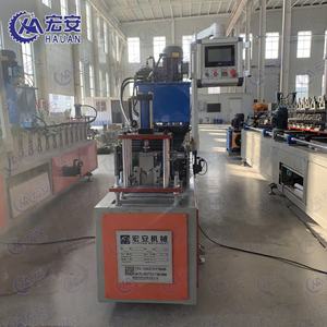 Máquina Universal Automática Tipo V para Perfiles de Acero con PLC y Motor para la Formación de Paneles de Estanterías - Product Image 2