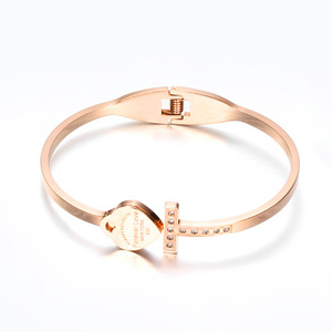 Pulsera de Diamantes Cruzados Forever Love, Oro Rosa y Plata, Joyería para Mujer, Uso Diario - Product Image 3