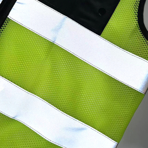 Colete de Segurança OEM J&L 2025 para Homens Equipamento Capa de Chuva Impermeável Jaqueta Protetora e Casaco Refletivo Roupas de Segurança - Product Image 4