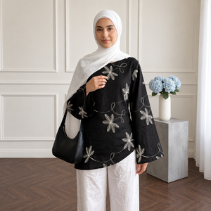 Sharut dalam kategori STOK Grosir Dubai Abaya Elegan Wanita Muslim Atasan Lengan Panjang Bermotif Kasual Blus Muslim Sederhana Kemeja Atasan - Product Image 1
