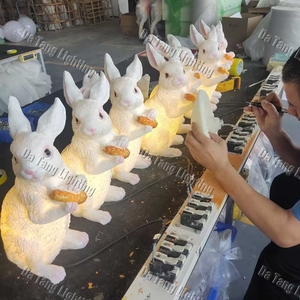 ไฟประดับรูปกระต่ายทำจากไฟเบอร์กลาส พร้อมไฟ LED สำหรับตกแต่งขนาดใหญ่ - Product Image 2