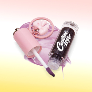 Vente en gros <span class=keywords><strong>de</strong></span> <span class=keywords><strong>gloss</strong></span> à lèvres hydratant végétalien, personnalisable avec logo, <span class=keywords><strong>gloss</strong></span> à lèvres avec porte-clés, <span class=keywords><strong>gloss</strong></span> à lèvres en marque privée avec porte-clés - Product Image 3