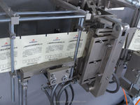 Machine de remplissage de sachets verticaux haute capacité pour les fabricants de piments et d'assaisonnements à grande échelle
