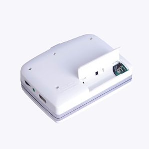 Reproductor de Casetes Portátil Vintage, Convierte Cintas a MP3/CD, Altavoz Integrado, Sonido Estéreo, Reproductor de Cintas Retro con Auto Reverse - Product Image 5