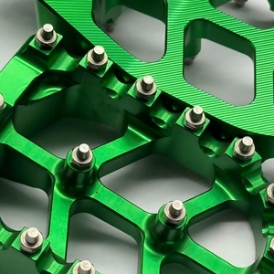 Motorcycle <b>Modified</b> Oversized Anti-slip Aluminum Alloy Footrests Pegs Off-road Foot Pedals Green for KLR 650 2011-2022 - Product Image 5