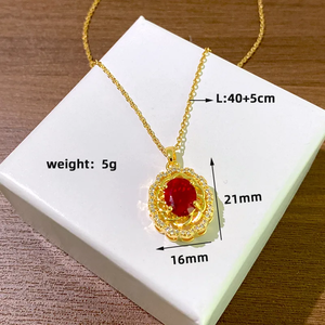 Collar Minimalista de Acero Inoxidable 304 Chapado en Oro con Colgante Geométrico de Flor con Circonita y Cadena de Cable - Product Image 5