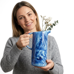 Carafe en résine artisanale traditionnelle de qualité supérieure, avec poignée, pour servir bière et vin, écologique, compatible micro-ondes, matériau durable, forme élégante, idéale pour les fêtes - Product Image 1
