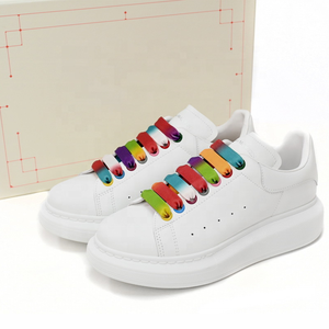 <span class=keywords><strong>2026</strong></span> हॉट-सेलिंग मैक डिजाइनर पुरुष और महिला स्नीकर्स काले और सफेद भित्तिचित्र मोटे एकल चलने शैली के जूते - Product Image 6