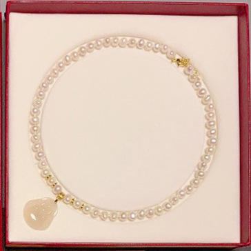 กล่องกำมะหยี่สำหรับสร้อยคอ พร้อมใบรับรอง (พระพุทธรูป: 45 ซม.)