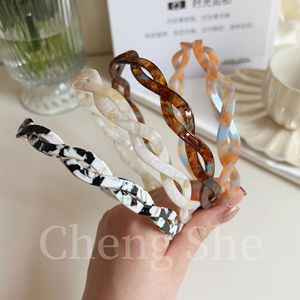 Serre-tête simple en acétate torsadé pour <span class=keywords><strong>femme</strong></span>, style japonais et coréen, fait main, antidérapant, pour maintenir les cheveux lors du lavage du <span class=keywords><strong>visage</strong></span> 2026 - Product Image 2