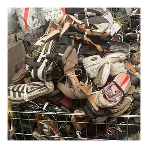 Sell at a low price used second hand shoes usa turkey sneakers korea germany in Europe for sale in dubai men branded