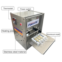 Machine d'emballage de cuillère à sauce chili en feuille d'aluminium pour miel et crème Machine semi-automatique à sceller les cuillères à miel fraîches 7g 10g