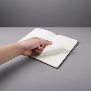 Carnet A5 en cuir PU personnalisable avec couverture rigide, élastique et logo sur mesure – Échantillon gratuit pour entreprises - Product Image 4