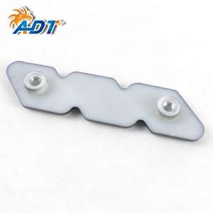 ADT Tri-color 4 Runner Décoration Réfléchissante pour Voiture, Emblème Autocollant pour Pare-chocs Avant Tout-terrain - Product Image 4