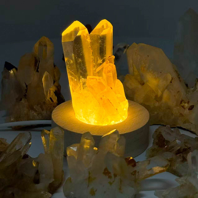 Wholesale Mascot Bulk Raw Stone Loose Gemstone Energy Rock Stone Natural Raw Quartz Cluster for Feng Shui