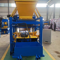 Machine entièrement automatique de fabrication de briques creuses, machine de fabrication de blocs de béton automatique pour l'Asie du Sud-Est, l'Indonésie