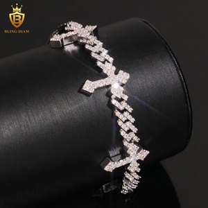 Bracciale a catena cubana con croce in argento sterling 925 da 6 mm, stile hip hop, per uomo e donna, con moissanite VVS1, certificato GRA - Product Image 1