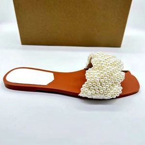 Wholesale Women's <b>Flat</b> <b>Sandals</b>, Summer High-quality Outdoor Rubber Anti slip Beach Exposed Toe slippers - Product Image 3