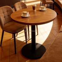 Ensemble de tables et chaises de salle à manger en bois massif sur mesure, structure métallique, design moderne, durable, écologique, usage commercial, école, hôtel, garantie 3 ans