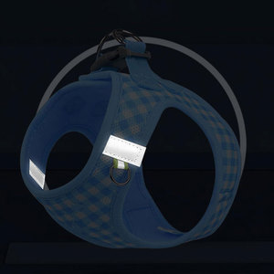 Arnés y Correa para Perros Pequeños al por Mayor, Conjunto Antitirones para Cachorros, Arnés Reflectante Ajustable Personalizado para Perros - Product Image 4