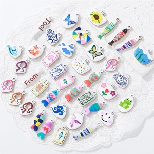 HB918 Venta al por mayor SUMMLY Colgantes de acero inoxidable con diseños de mar, esmalte marino, peces, conchas y corazones para fabricación de joyas DIY - Product Image 1