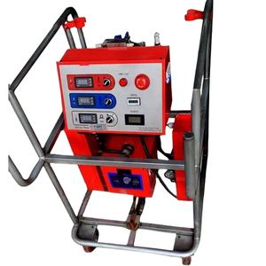 Machine à mousse de polyuréthane haute pression, compacte, entièrement automatique, noire et blanche, pour isolation thermique et protection anticorrosion des surfaces extérieures - Product Image 1