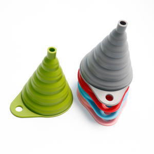 Accesorios de Cocina, Embudo de Silicona Plegable, Mini Botella de Agua Personalizada para Llenado, Transferencia de Líquidos, 10 Piezas Multicolores - Product Image 5