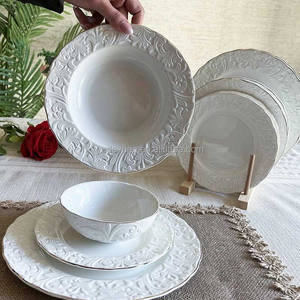 YDY売れ筋リビアチュニジアゴールドリム24個白磁器エンボスセラミックディナープレートとボウルセット食器 - Product Image 1