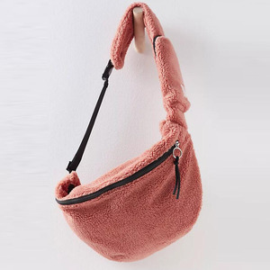 Borsa a Tracolla Casual in Pelliccia Sintetica Grande Capacità per Viaggi - Product Image 2