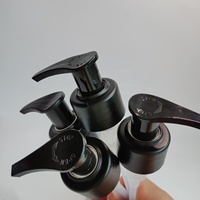 Pompe distributrice de lotion noire mate 28/410 à ouverture libre avec tête de verrouillage pour bouteilles de savon et de shampoing 2cc