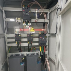 Boîtier <span class=keywords><strong>de</strong></span> commande électrique professionnel personnalisé pour moteur, armoire <span class=keywords><strong>de</strong></span> distribution électrique - Product Image 3