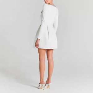 فساتين سهرة أنيقة عالية الجودة بتصميم OEM، ياقة مربعة، مزينة بالأحجار الكريمة والزهور، فاخرة بأكمام طويلة للنساء - Product Image 5