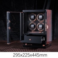 Boîte rotative automatique pour 4 montres, finition grain de bois craquelé noir brillant, intérieur en MDF et simili daim, avec protection