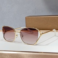 Lunettes de soleil pour femmes de haute qualité, style designer, monture en métal, branches à motif serpent, verres dégradés, lunettes de luxe tendance pour femmes