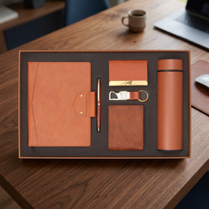 Set de Regalo Corporativo Personalizado de Cuero PU: Cuaderno, Bolígrafo, Cartera, Llavero, Tarjetero con Grabado en Relieve Personalizado para Acción de Gracias - Product Image 1