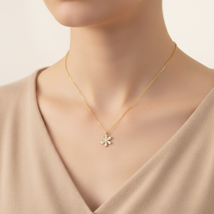 Proveedor de Hong Kong de Joyería Fina al por Mayor, Collar con Colgante de Flor de Diamante Natural Real en Oro Amarillo Sólido de 18K, Regalo para Mujer - Product Image 5