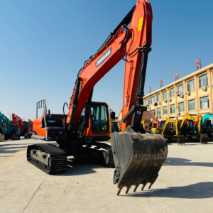 Excavatrice Doosan DX225 Modèle 2024, 22,5 Tonnes, Moteur, Boîte de Vitesses, Excellente Qualité, Commandes Performantes, Cabine Confortable, Parfaite pour - Product Image 1