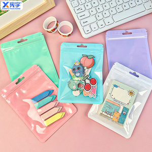 Sacs à fermeture éclair colorés Macaron Mylar avec fenêtre transparente anti-odeur pochettes en plastique Euro trou pour aliments pour animaux de compagnie et colliers - Product Image 6