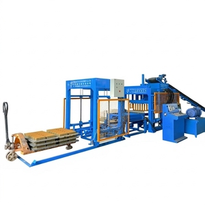 Ligne <span class=keywords><strong>de</strong></span> production automatique <span class=keywords><strong>de</strong></span> blocs creux et <span class=keywords><strong>de</strong></span> briques en ciment motorisée contrôlée par PLC avec boîte <span class=keywords><strong>de</strong></span> vitesses 220V/380V/440V - Product Image 1