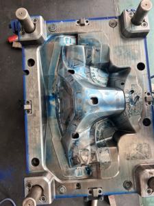 Khuôn nhựa ép phun ô tô, vỏ tay nắm cửa sau xe HONDA WAVE 125 2023 - Product Image 4