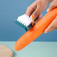 Multifunctionele handmatige PP & roestvrijstalen fruit- en groenteborstel met 3-in-1 aardappel- en citroenschiller & reinigingsgereedschap
