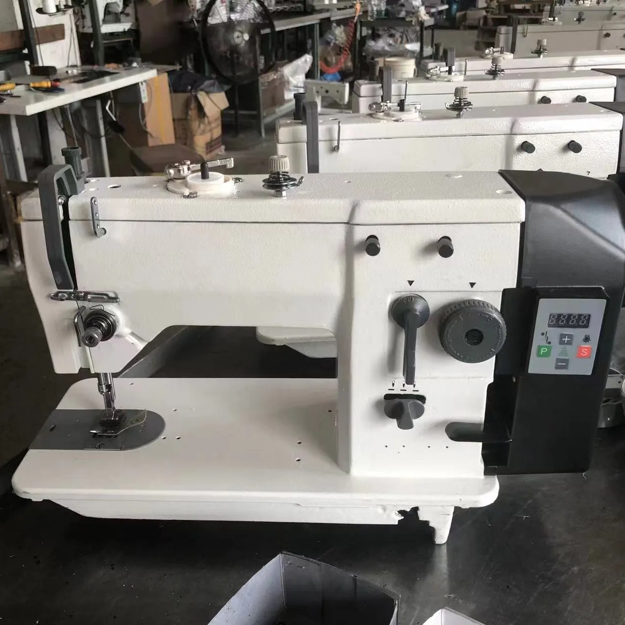 HONKON HK-20U53D machine à coudre zigzag automatisée à grande vitesse